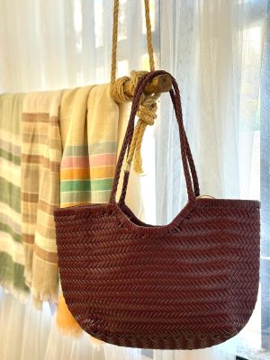 Bolso piel trenzada WINE