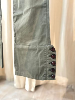 Alternative view of Pantalon botones madera