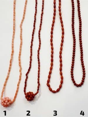 Alternative view of Collar coralitos