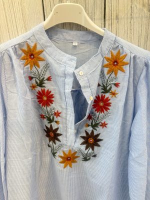 Alternative view of CAMISA MIL RAYAS FLORES