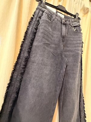 Alternative view of Jeans Negro flaquitos